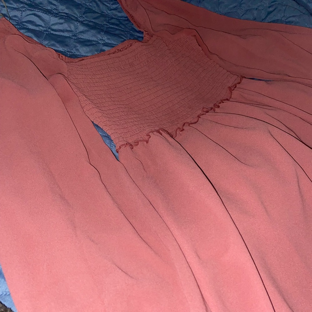 Like New Condition - barely used Forever 21 Womans Chiffon Smocked Mini Dress - Picture 15 of 16